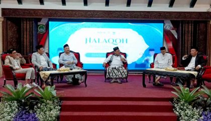 KH. Abdullah SAM, Pesantren Jangan Diam, Kuasai Media!